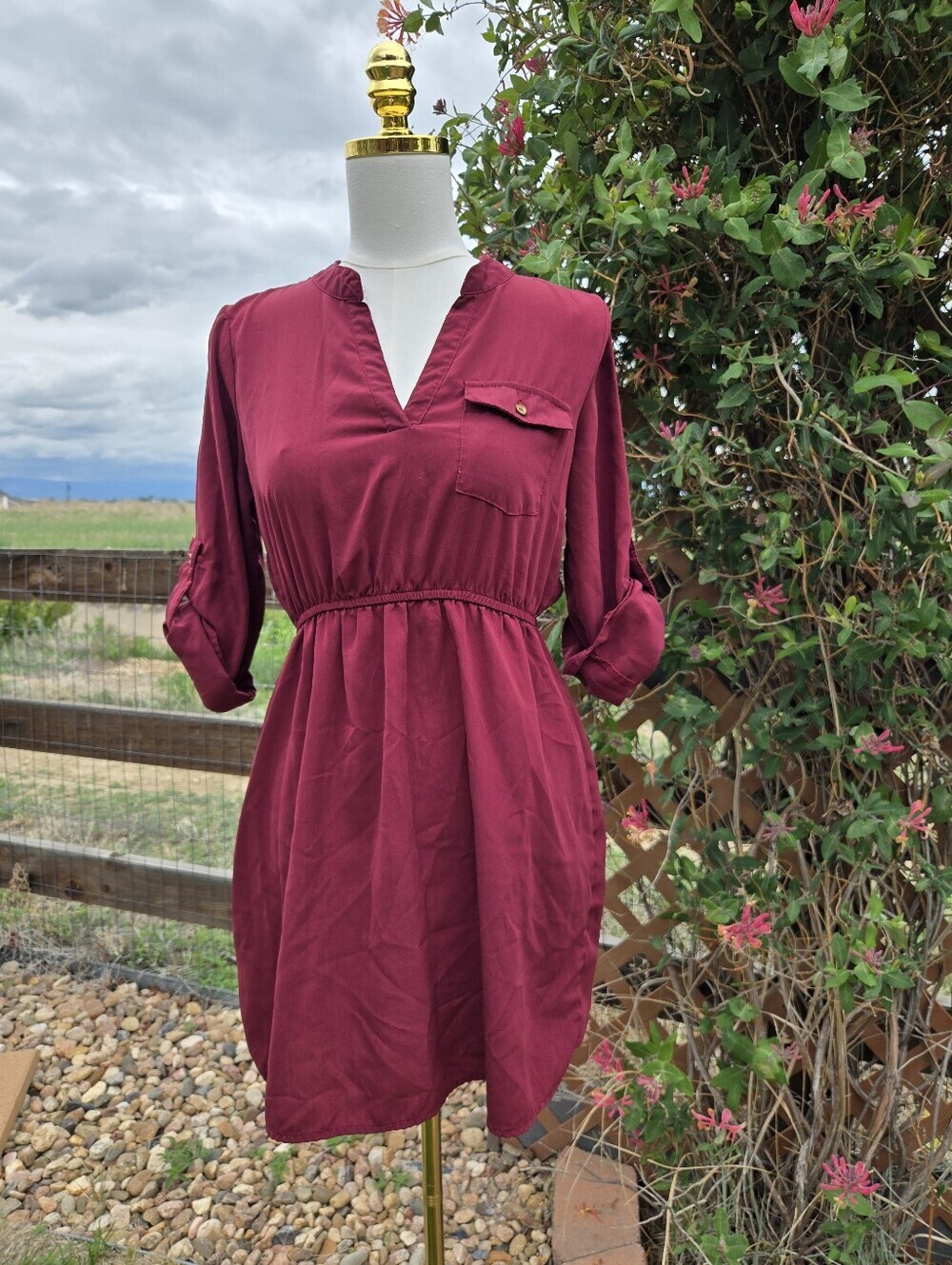 Rue21 Burgundy V-Neck Waist Cinch Shirt Dress Juniors Size Medium NWOT